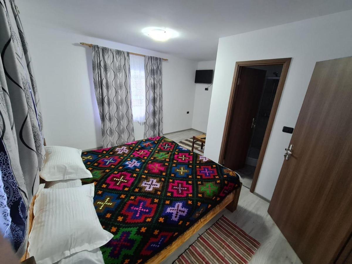 Casa Traditionala Borşa Esterno foto